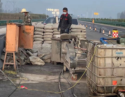 长丰镇高速公路高压注浆